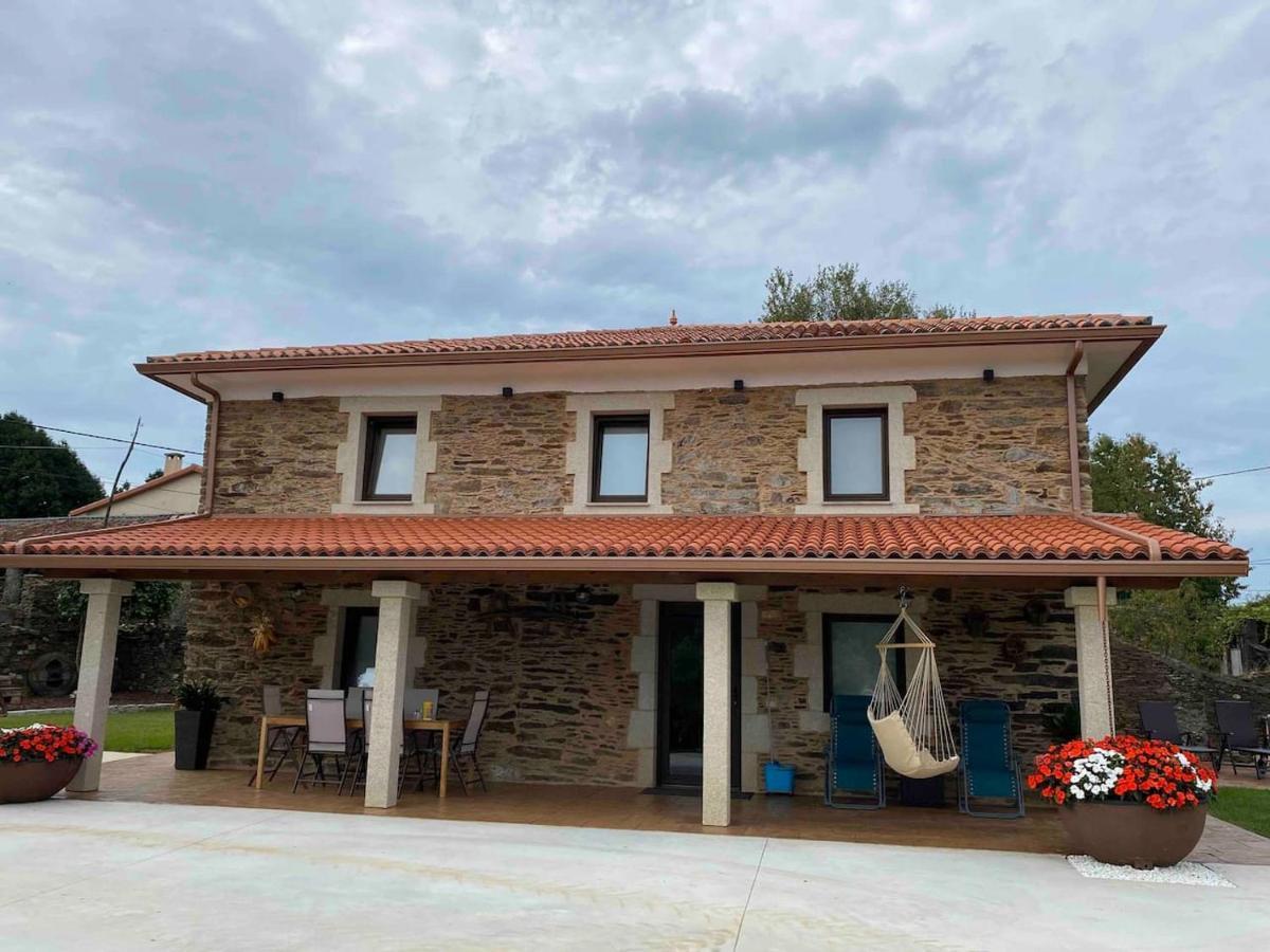 הוילה Touro Casa Fontes Rosas מראה חיצוני תמונה